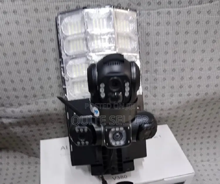 Solar Street Light With 3 Cameras 4mp Wireless CCTVPTZ Night Vision