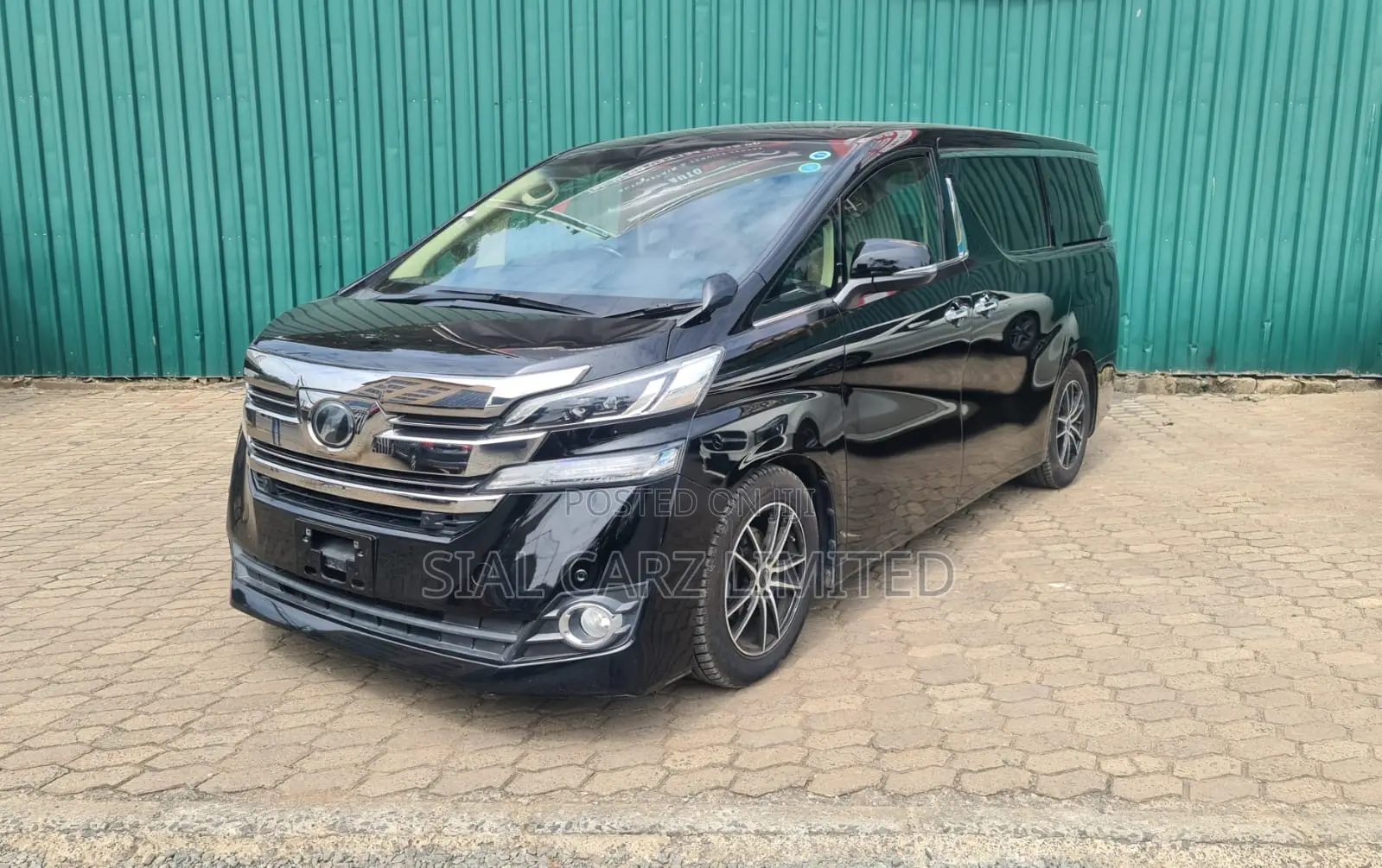 Toyota Vellfire 2016 Black