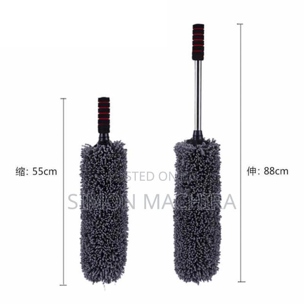 Microfiber Duster With Expandable Handle - main view