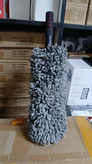 Microfiber Duster With Expandable Handle