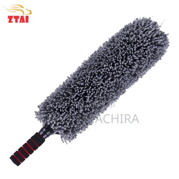 Microfiber Duster With Expandable Handle - thumbnail 4