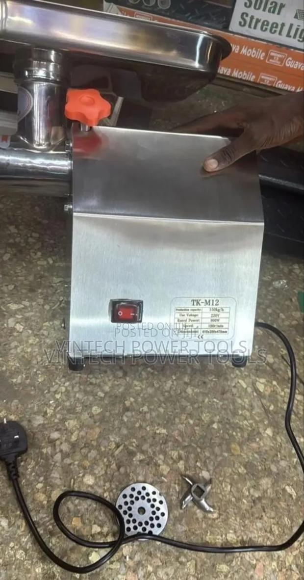 M 22 With Reverse - main view