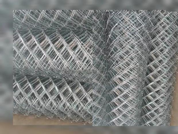 80x80, 2.5mm Diameter Chain Link 4ft