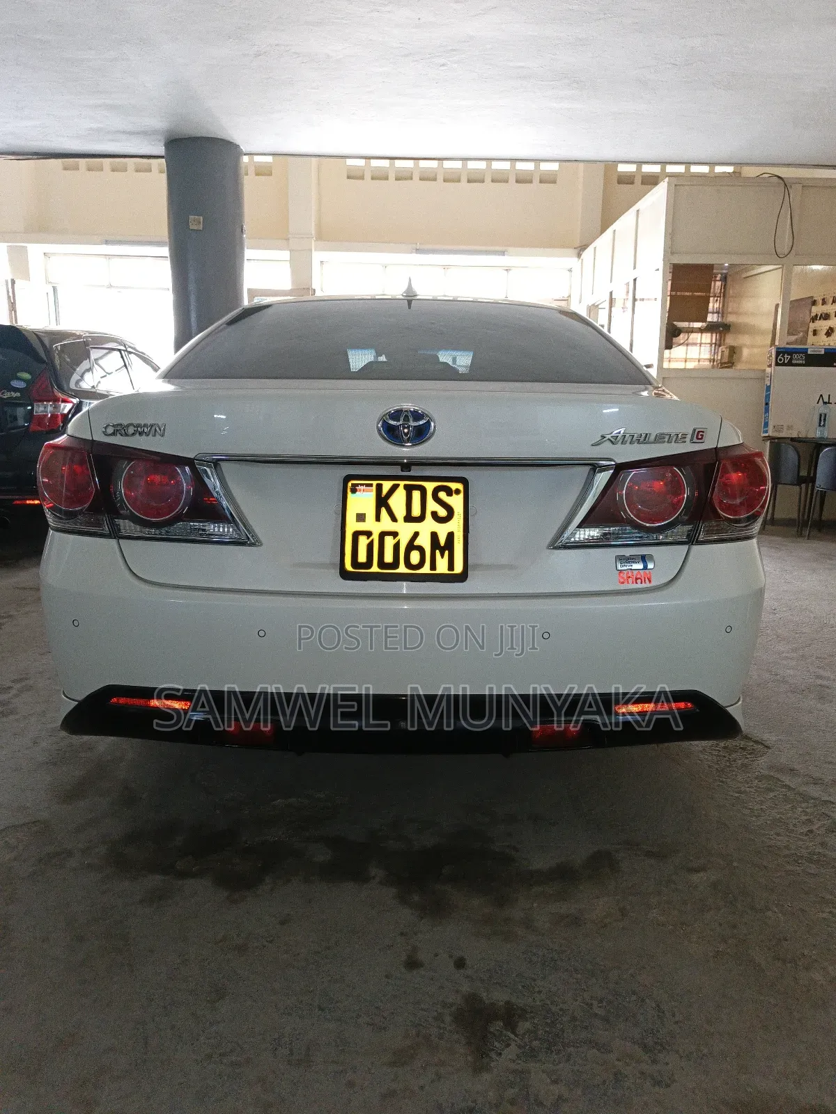 Toyota Crown Majesta 2.5 AWD Hybrid 2018 White