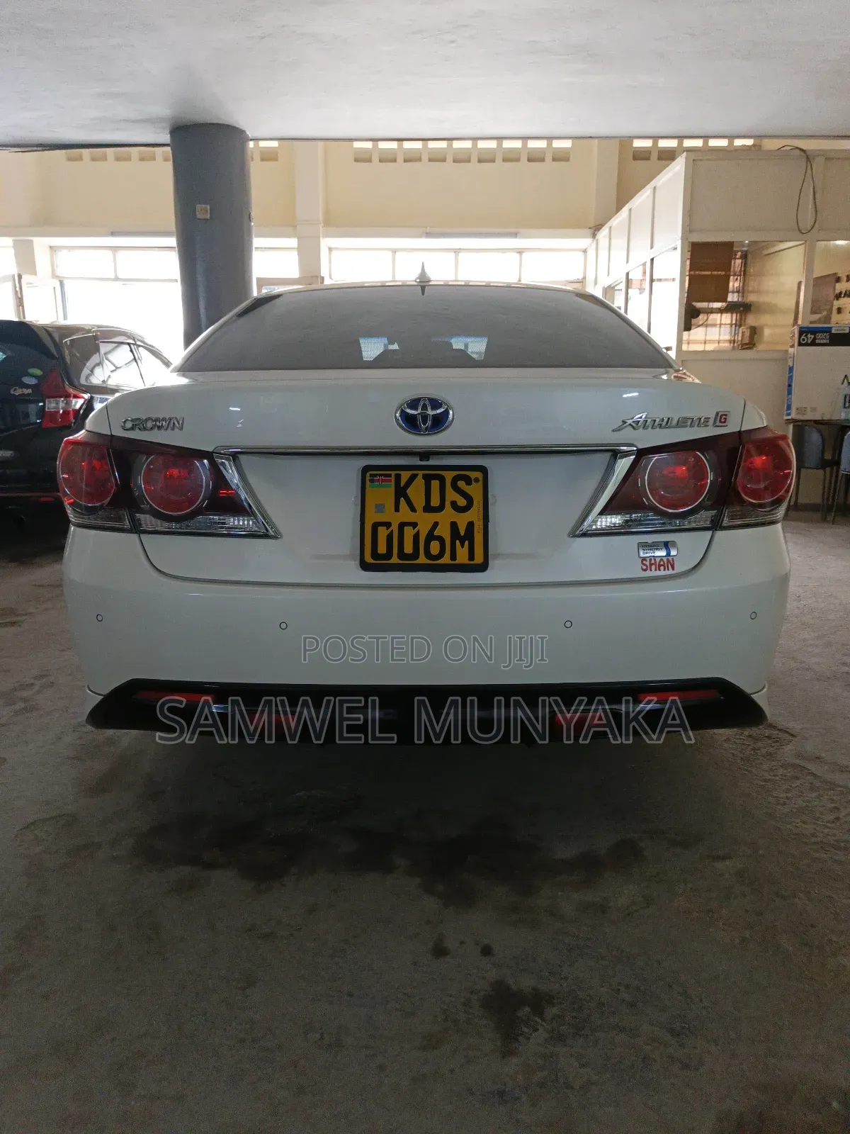 Toyota Crown Majesta 2.5 AWD Hybrid 2018 White