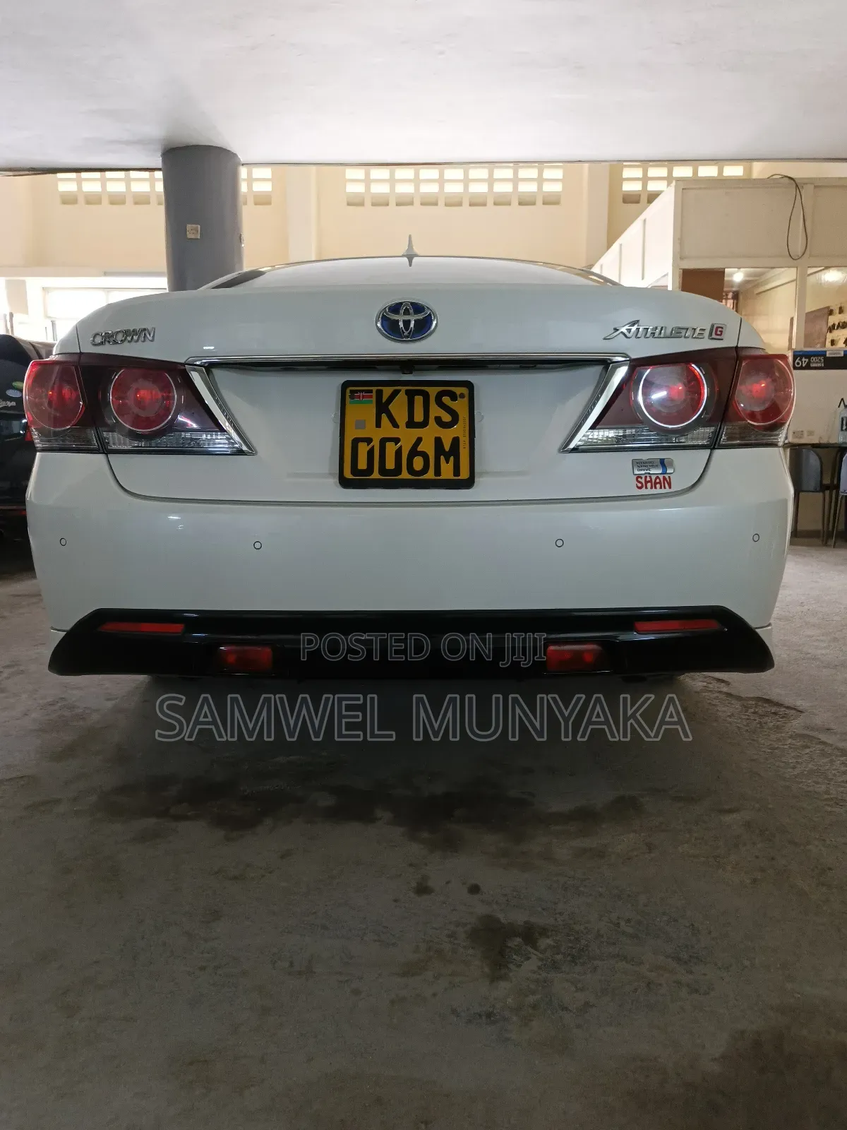Toyota Crown Majesta 2.5 AWD Hybrid 2018 White