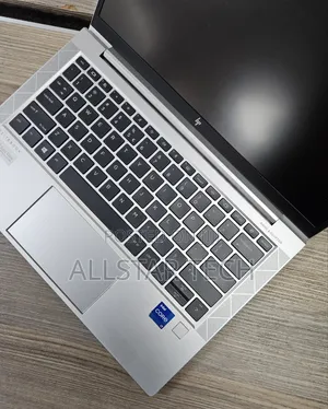 Laptop HP EliteBook 830 G8 16GB Intel Core I7 SSD 512GB