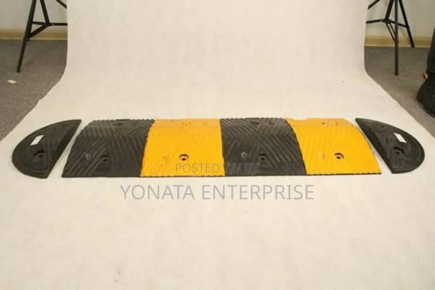 Light Duty Speed Bump - thumbnail 2