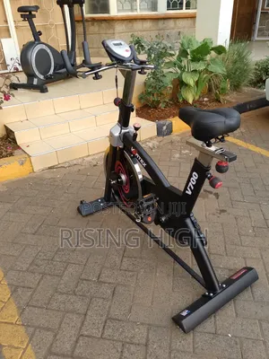 Compact Spinning Bike – Space Saving Design