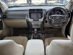 Toyota Land Cruiser Prado 2.8 2021 Black