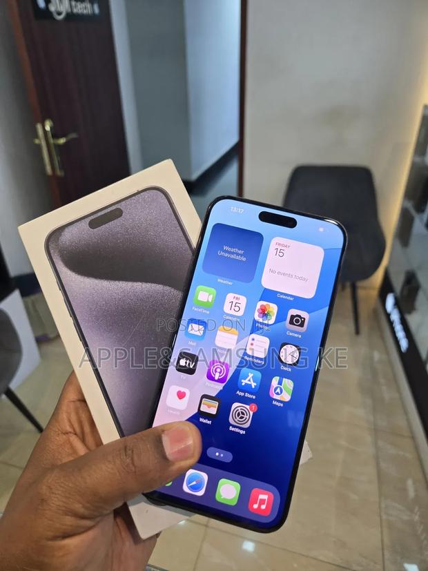 Apple iPhone 15 Pro 256 GB Blue - thumbnail 2