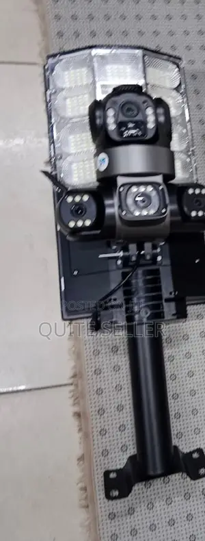 Best Triple Lens 4g Waterproof Security Surveillance Solar Camera