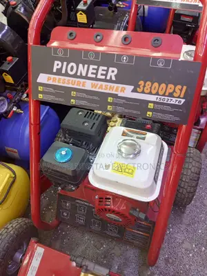 Super Quality 3800psi Pioneer Petrol Pressure Washer