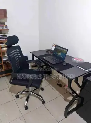 Metallic and Seat With Headrest for Office Set