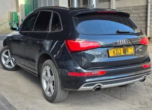 Audi Q5 2.0T Premium Plus quattro 4dr SUV AWD (2.0L 4cyl Turbo 8A) 2015