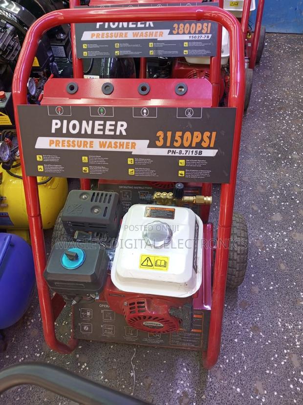 Commercial Standard 3150psi Pioneer Petrol Pressure Washer - main view