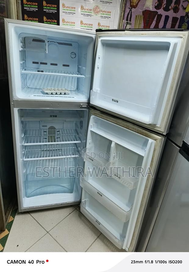 Silver 350l Samsung Fridge - thumbnail 3