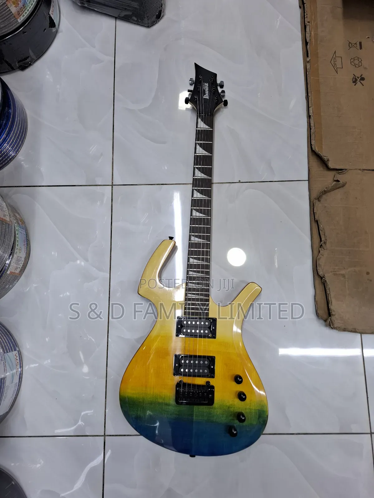 Solo Guitar Ibanez Brand
