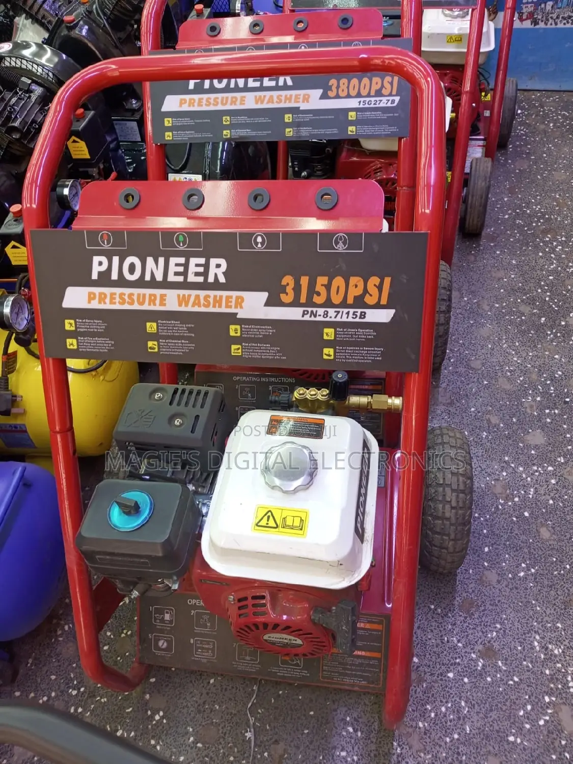 Top Guarantee 3150psi Pioneer Petrol Pressure Washer