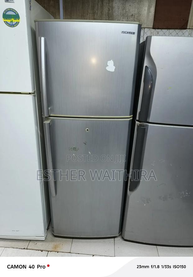 Neat Silver Samsung Fridge (300l) - main view
