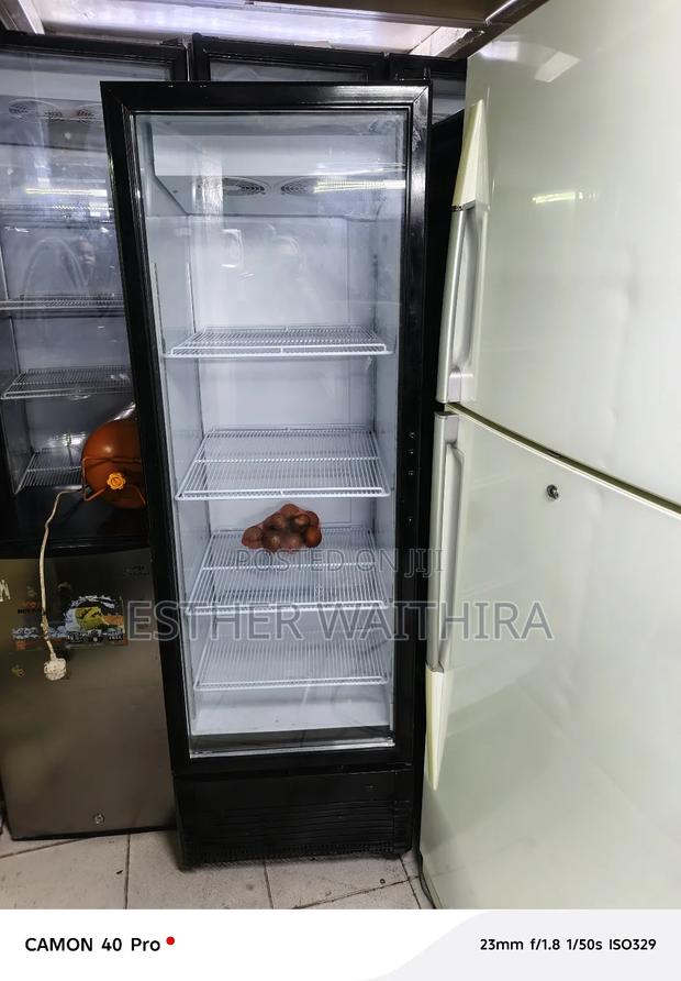 400 Litres Display Fridge - thumbnail 3
