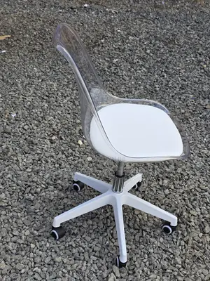 Eames Colourless Padded Swivel Seat