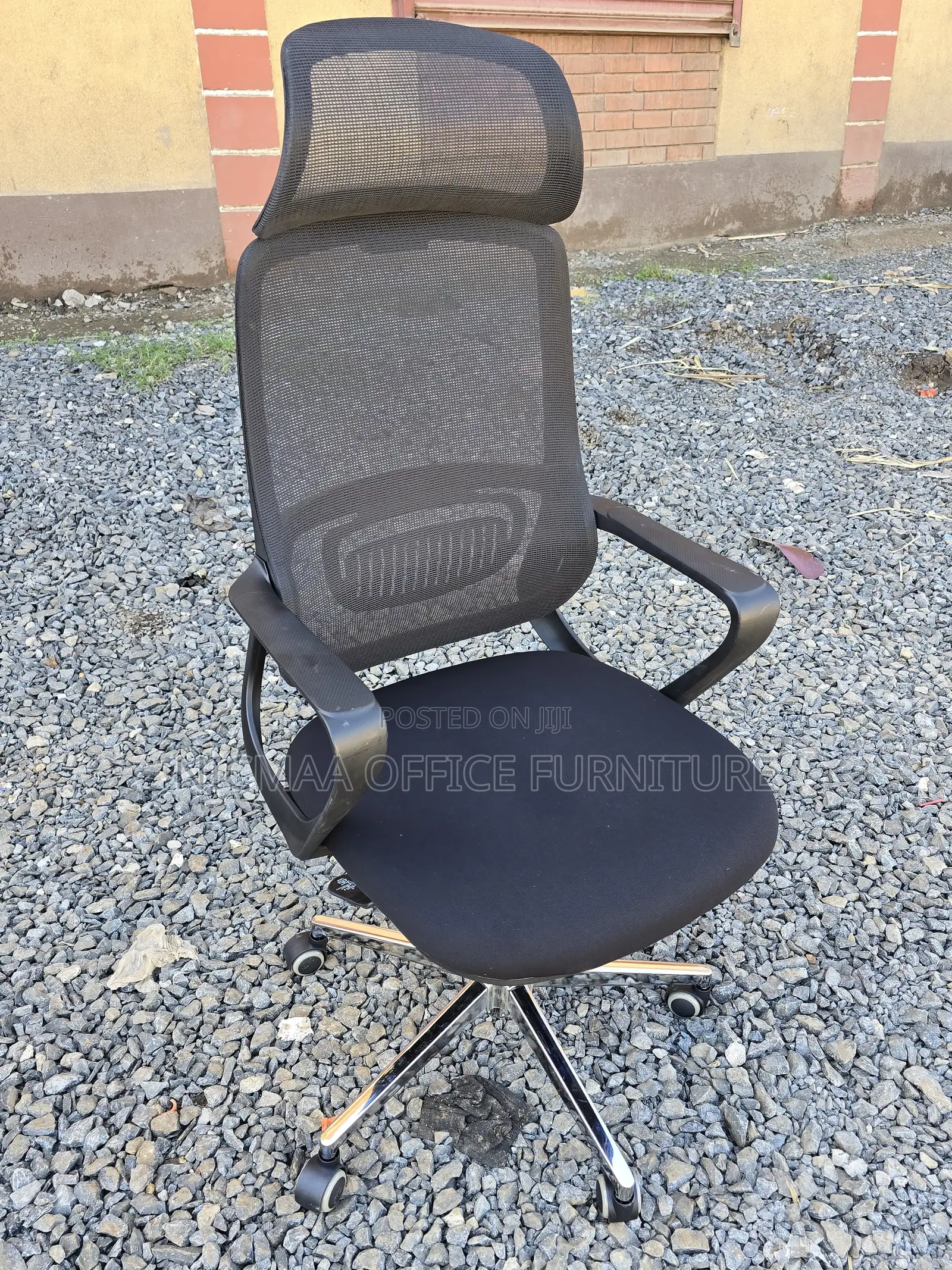 Black Mesh Executive Ergonomic Seat