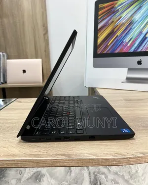 Laptop Lenovo Thinkpad L15 Gen 3 16GB Intel Core I7 SSD 512GB