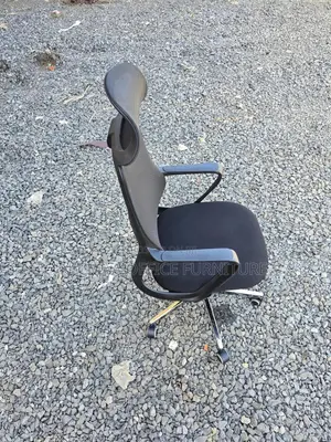 Black Mesh Executive Ergonomic Seat