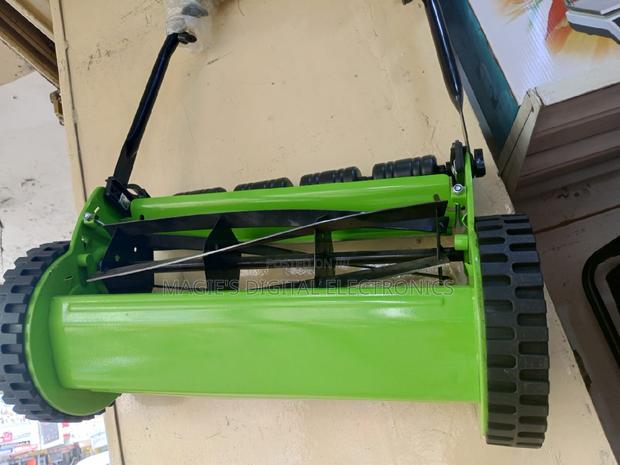 Highly Recommend 16inch Aico Manual Lawn Mower - main view