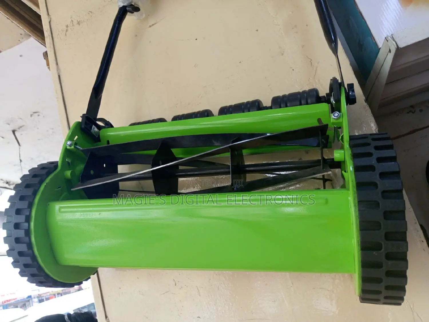 Most Appropriate 16inch Aico Manual Lawn