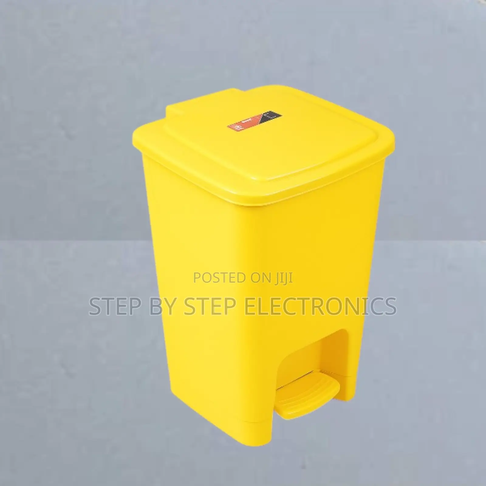 Odour Control 30litres Hard Plastic Step Pedal Waste Garbage Dust Bin