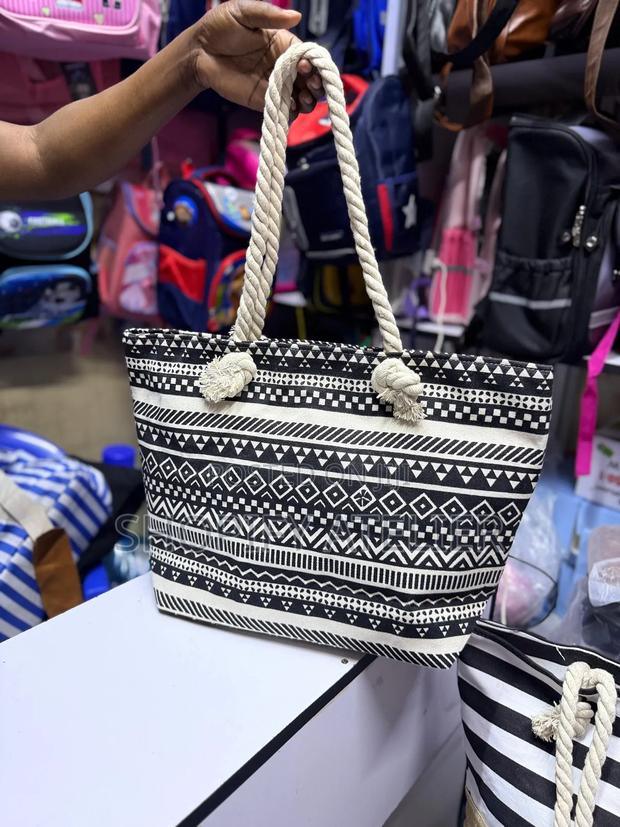 *'Summer Vibes' Large Capacity Women Beach/ Market Bag*