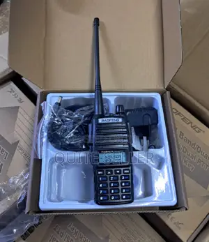 Baofeng Dual Band Uv82 Uhf/VHF 5-8km Walkie Talkievoice Transmission