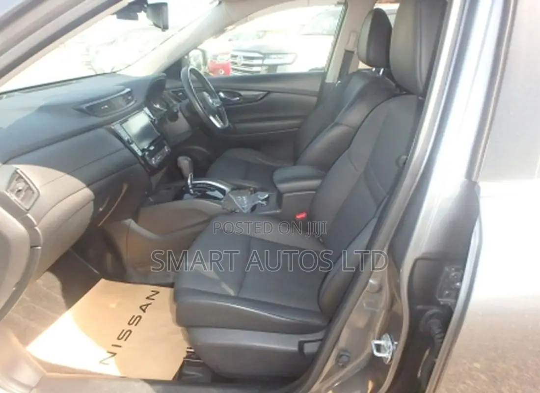 Nissan X-Trail 2018 Gray