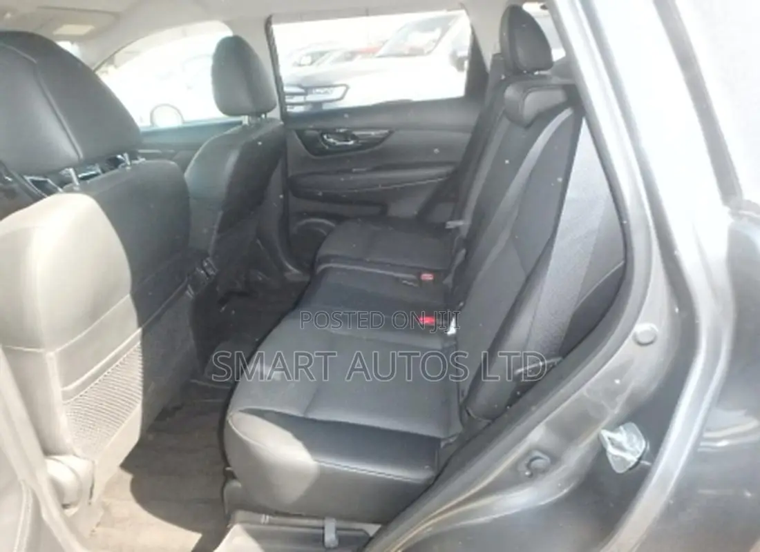 Nissan X-Trail 2018 Gray