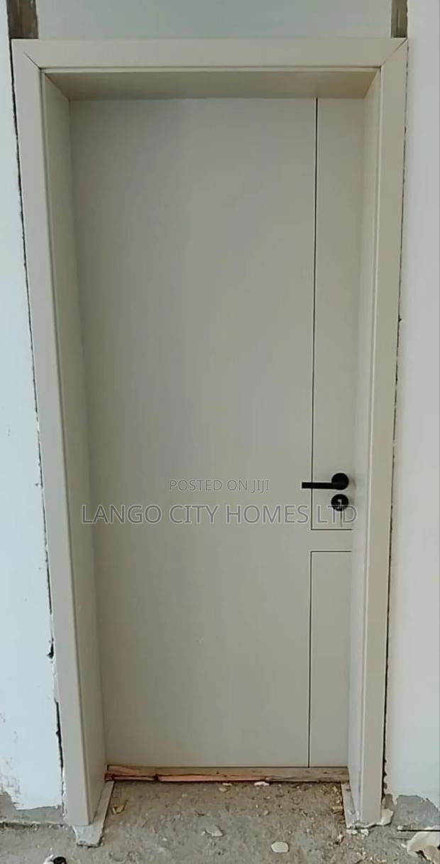 Modern White Interior Wooden Doory - thumbnail 2
