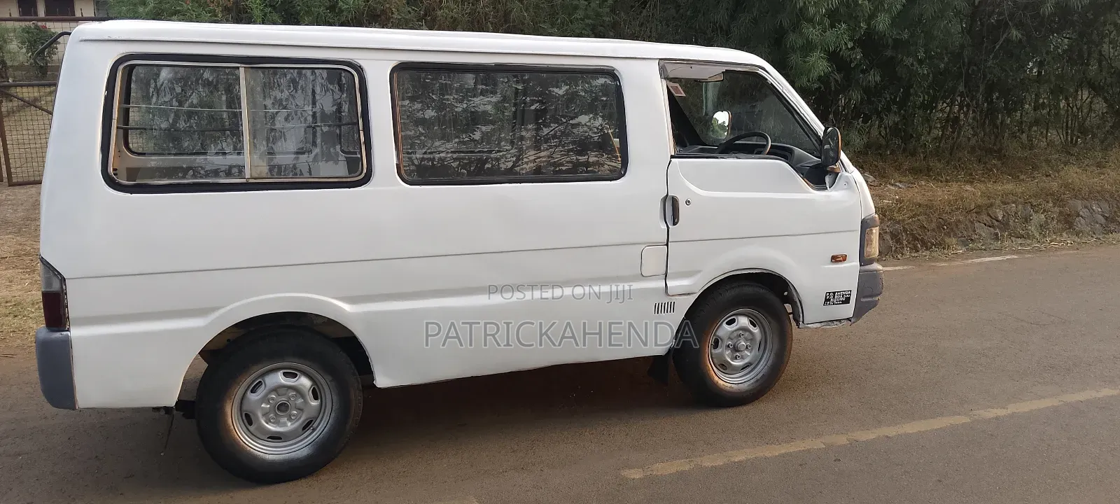 Nissan Vanette 1997 White