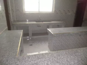 5bdrm Penthouse in Mvita - Saba Saba for rent