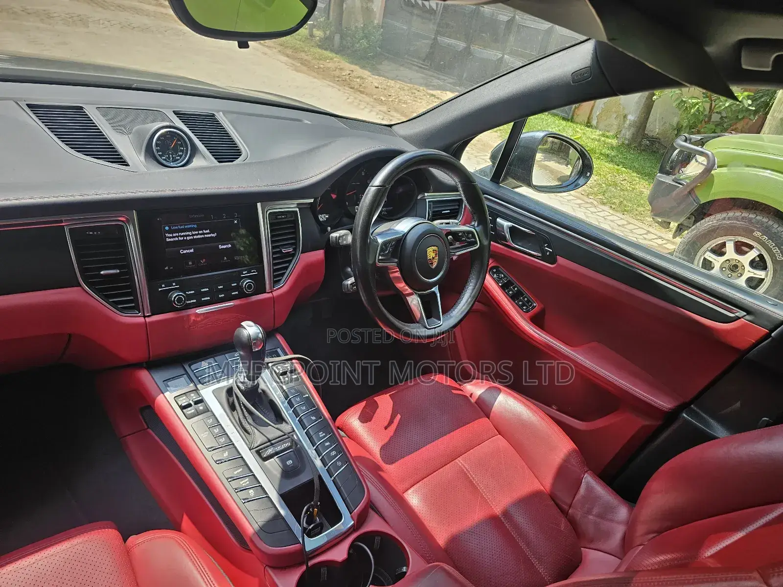Porsche Macan Base 2018 Gray