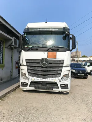 Mercedes-Benz Actros Truck 2022 White