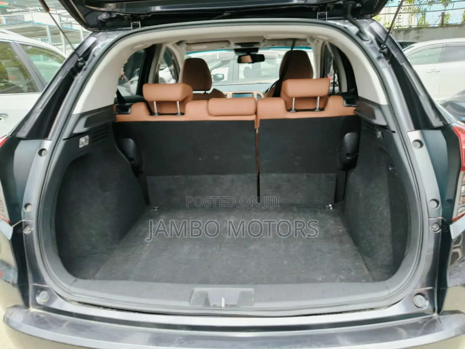 Honda Vezel 1.5 Hybrid 2WD 2019 Matt Black
