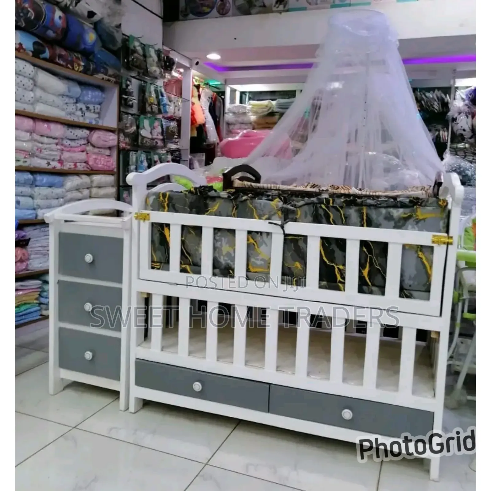 2*4 Feets Baby Bed Package With Drawers