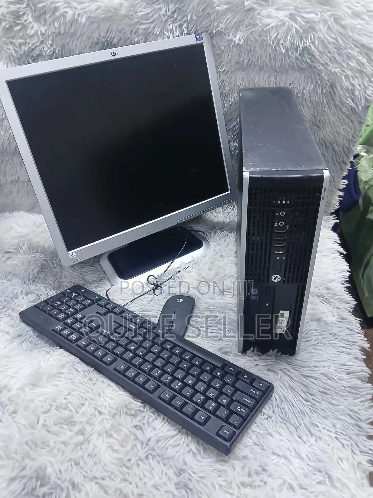 Desktop Computer HP 4GB Intel Core i5 HDD 500GB