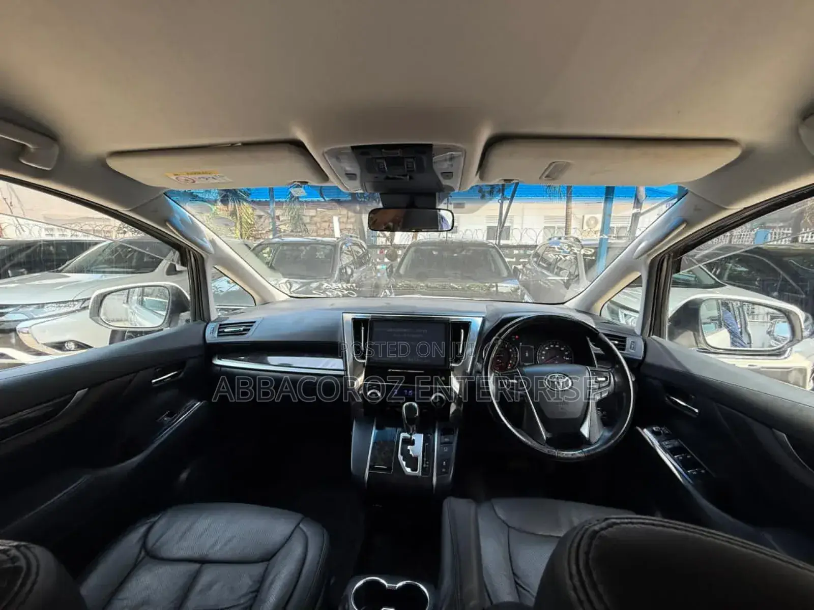Toyota Alphard 2.5 Petrol FWD 2018 Pearl