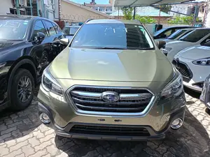 Subaru Outback 2.5i Premium AWD 2018 Green