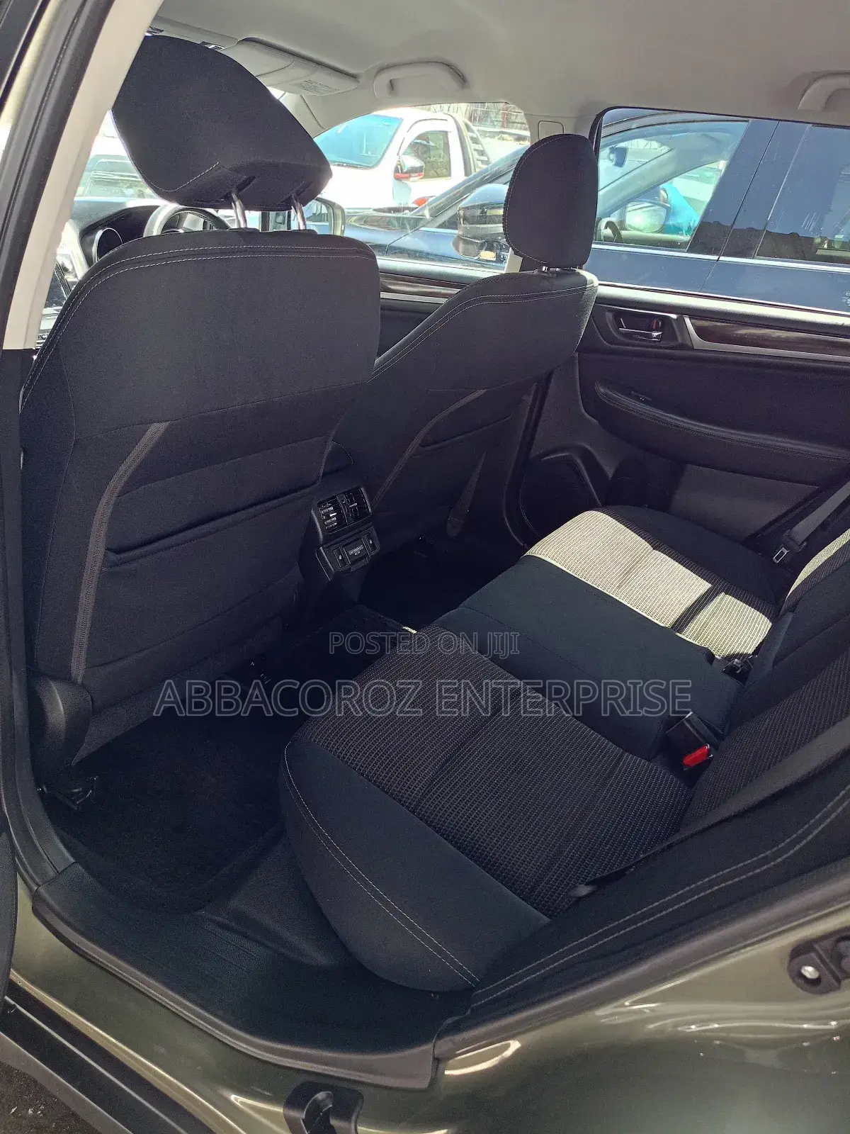 Subaru Outback 2.5i Premium AWD 2018 Green