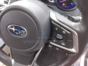 Subaru Outback 2.5i Touring AWD 2018 Gold