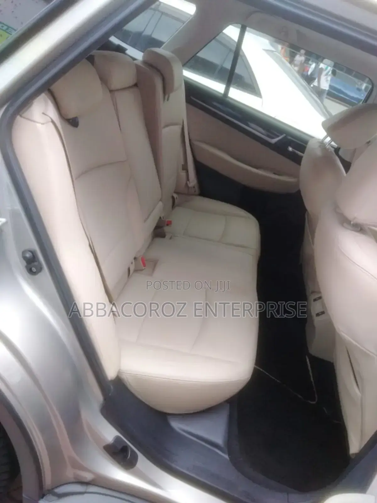 Subaru Outback 2.5i Touring AWD 2018 Gold