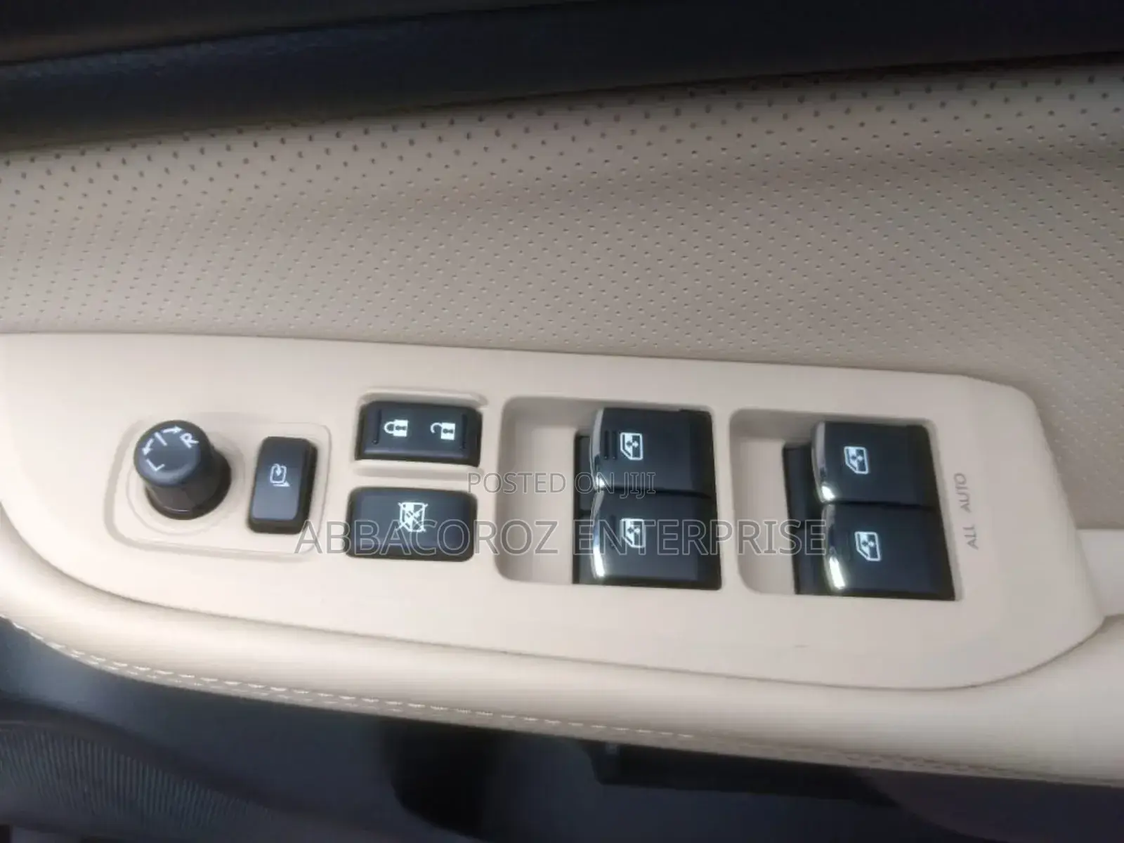 Subaru Outback 2.5i Touring AWD 2018 Gold